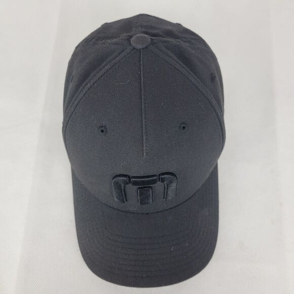 Travis Mathew Golf Hat Cap Men S/M FlexFit Black Monochrome Logo Stretch Yupoong - Picture 6 of 9